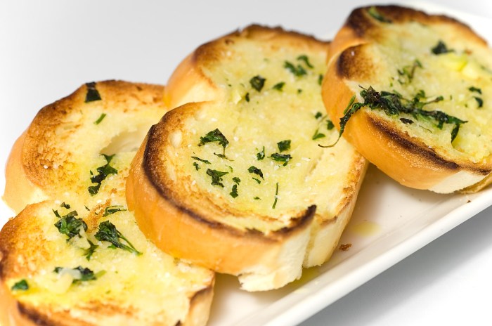 House Favorite Garlic Bread terbaru